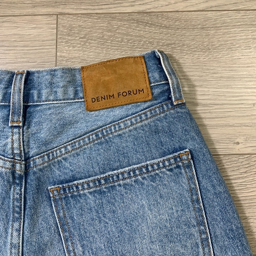 Aritzia Denim Forum The Farrah Short High Waisted Jean Denim Shorts - Picture 6 of 14